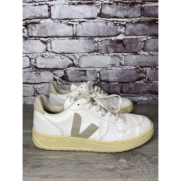 Veja Shoes - L27 Veja V-12 White Leather Beige Low Top Lace Up Sneakers Women’s Sz 9M US/40EU